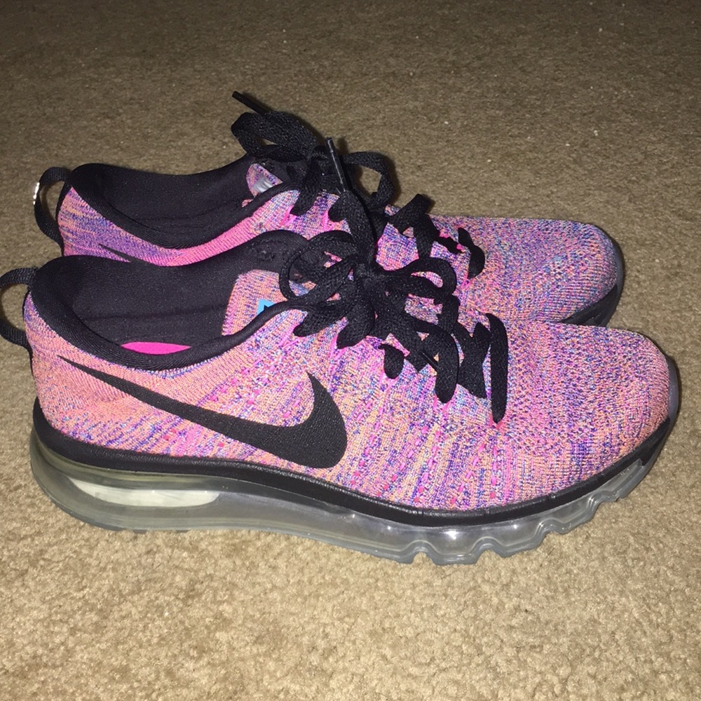 EUC Nike Flyknit Max Fitsole